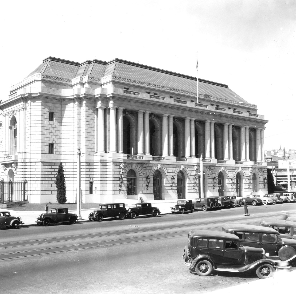 The San Francisco War Memorial and Performing Arts Center